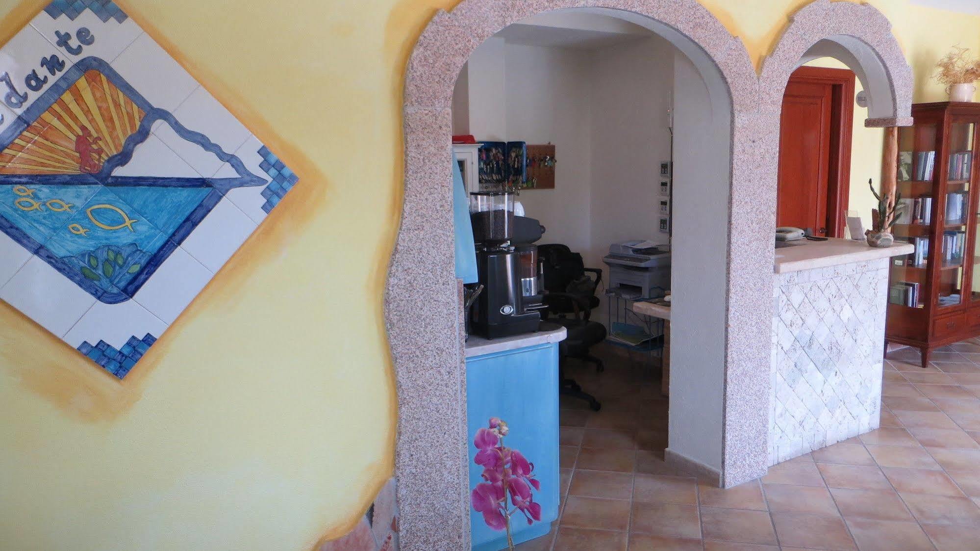 Il Viandante Hotel San Teodoro  Kültér fotó